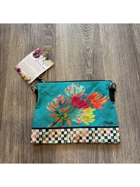 Etta Vee for Izzy & Oliver Vibrant Cross Body Bag